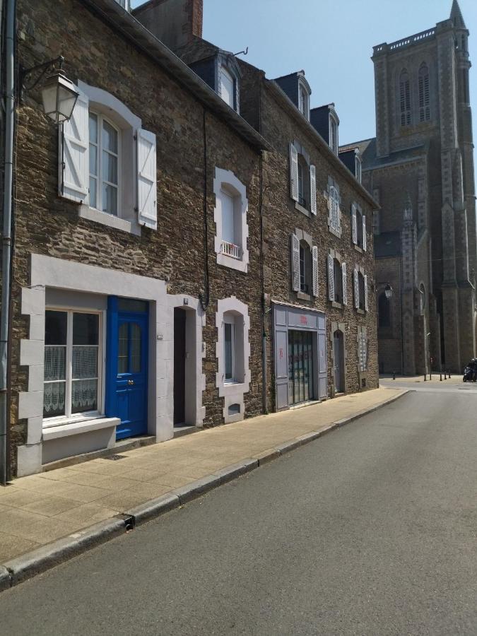 La Porte Bleue Cancale Exterior foto