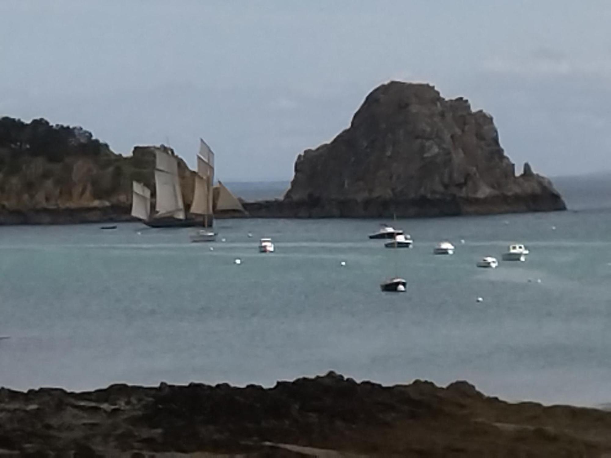 La Porte Bleue Cancale Exterior foto